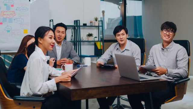millennial-asia-businessmen-businesswomen-having-conference-video-call-meeting-brainstorming-ideas-about-new-project-colleagues-working-together-planning-strategy-enjoy-teamwork-modern-office Medium